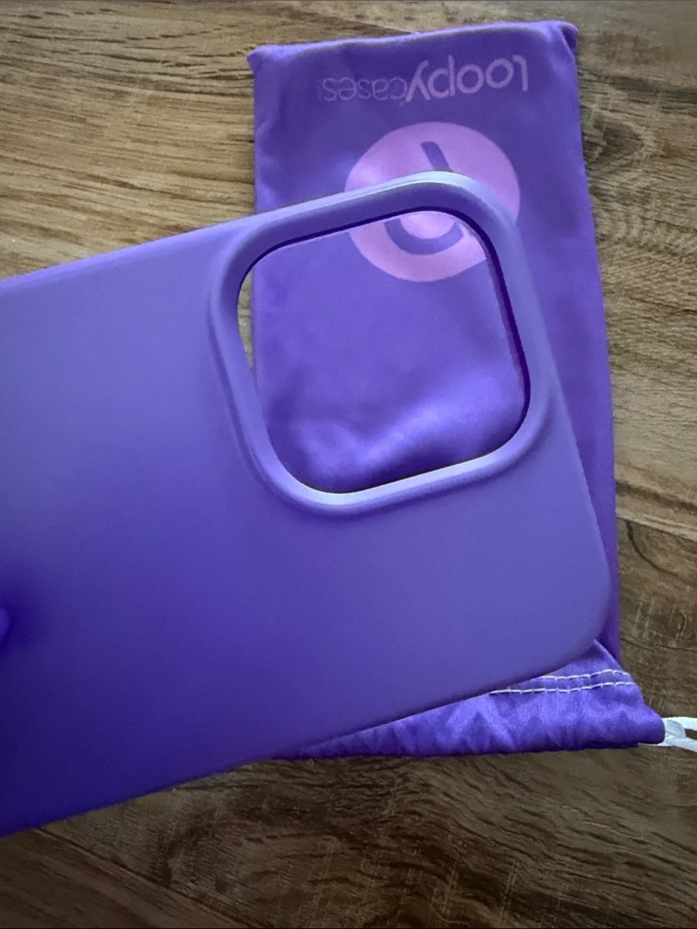 iPhone 15 pro max NEW Purple Loopy Phone Case